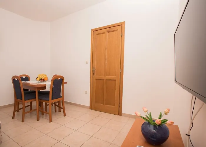 Apartament Ivka *
